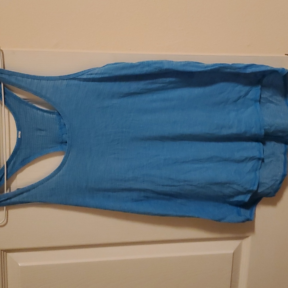 Lululemon top size M